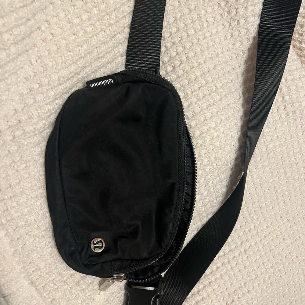 lululemon athletica Black Nylon Crossbody Sling